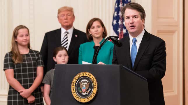 Image for article titled Beer lover Brett Kavanaugh wants to be remembered as the “Pizza Justice”