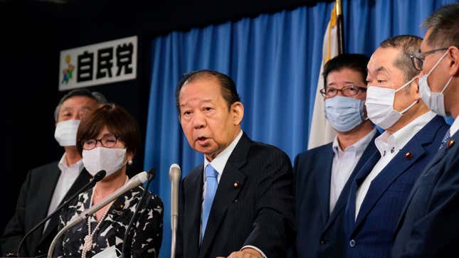 Image for article titled Japan&#39;s Ruling Party Wants More Women in Key Meetings (As Long as They Don&#39;t Speak)