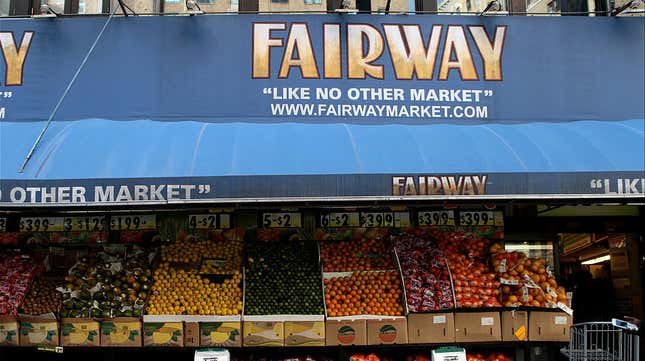 Image for article titled Fairway and Lucky’s plan to close groceries in New York and Florida—or are they???