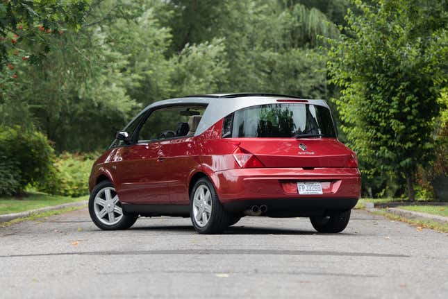 Image for article titled The 2002 Renault Avantime Is The Stuff Of A Child's Imagination