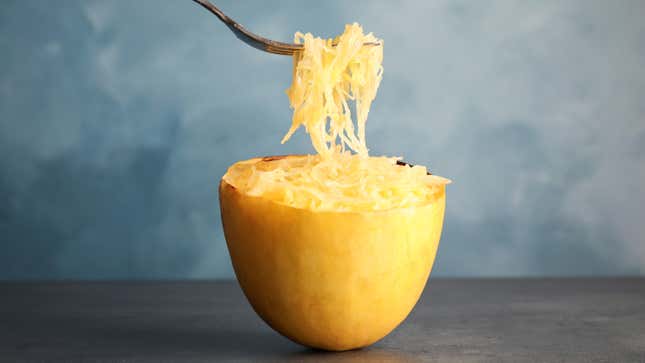 Image for article titled Cut Spaghetti Squash Like This for Longer Strands