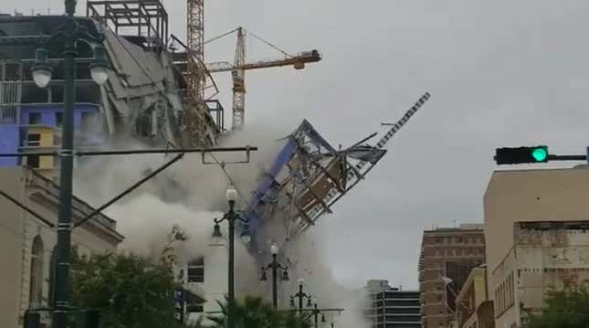 Image for article titled At Least One Dead After Hotel Partially Collapses in New Orleans