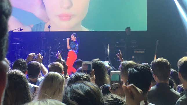 Image for article titled My Search for the Spirit of Prime Day at an Ariana Grande Concert in a Giant Amazon Box