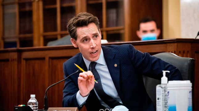Image for article titled Missouri Senator Josh Hawley Would Like to Remind Us He Hates Abortion