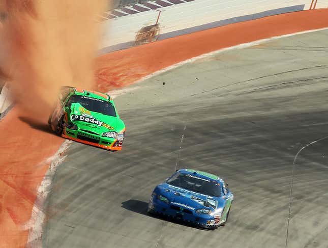 Image for article titled NASCAR Adds Gravel Warning Track To Alert Drivers Of Wall