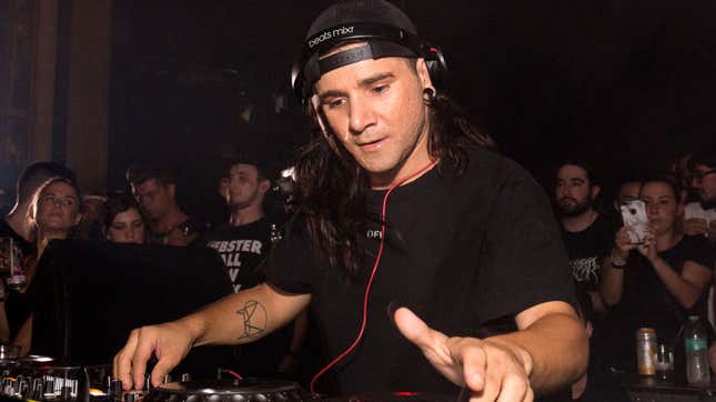 Image for article titled Mosquitoes have complicated Skrillex opinions, will not bite or bone to his music