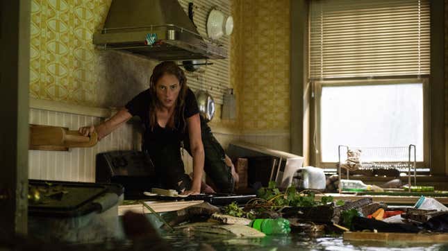 Image for article titled Move over, Jaws clones—Crawl is here to claim the summer movie season for the reptiles