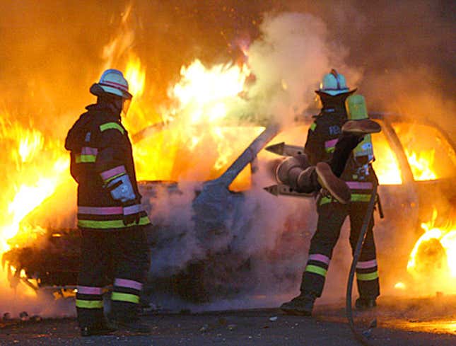 Image for article titled Jaws Of Death Used To Stuff Woman Into Burning Car