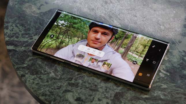 Imagen para el artículo titulado Así es el Samsung Galaxy Note 10, el primer Note para todo tipo de usuarios