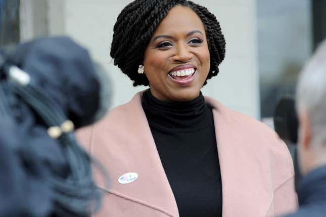 Image for article titled Interviewing Ayanna Pressley About Her Alopecia Encouraged Me to Go Public With Mine