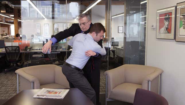 Image for article titled 10 Easy Exercises You Can Do At The Office