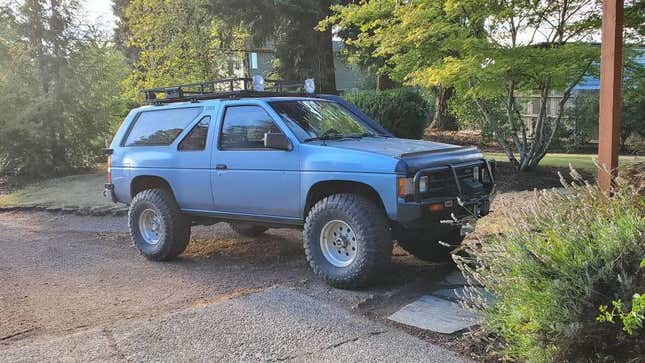 Image for article titled At $6,000, Could This Modded 1988 Nissan Pathfinder Show You The Way?