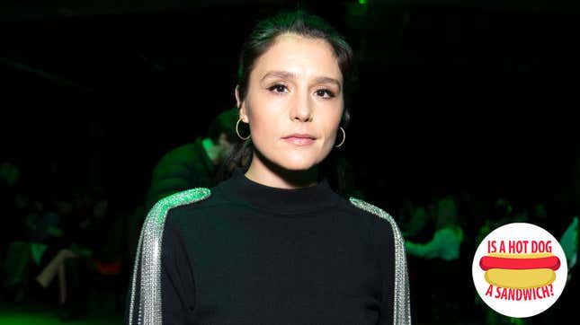 Image for article titled Hey Jessie Ware, is a hot dog a sandwich?