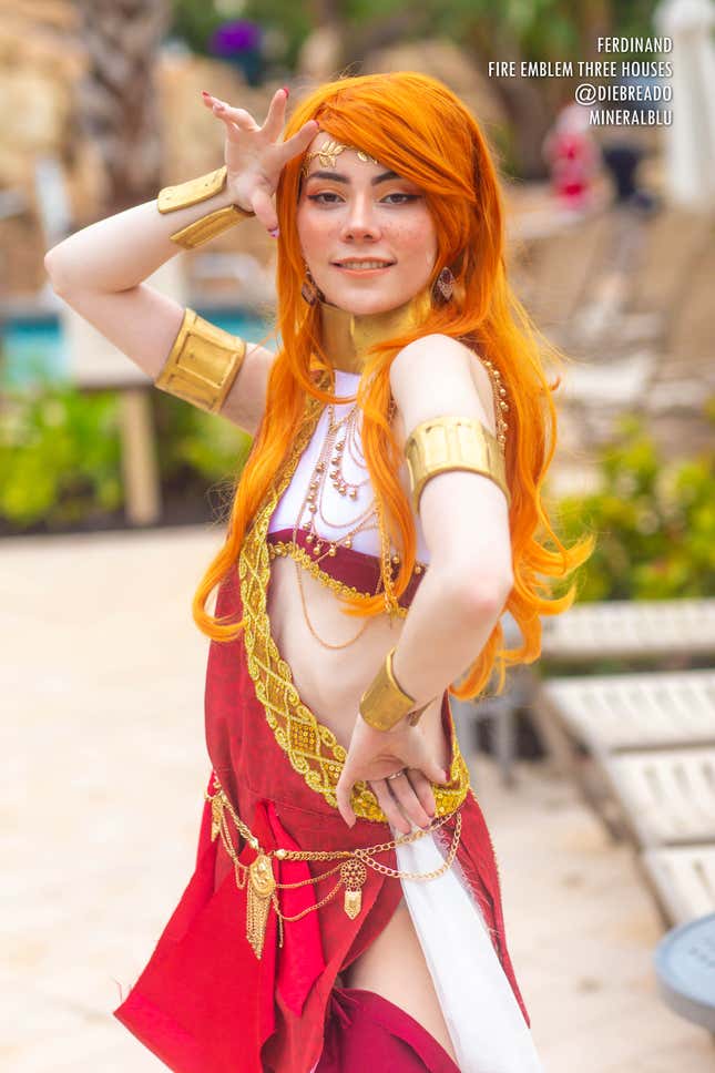 Image for article titled 2019's Last Big Cosplay Show Was A Christmas Treat