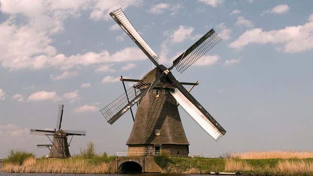Image for article titled State Department Warns Americans Traveling Abroad To Avoid Lame Amsterdam Windmill Tour