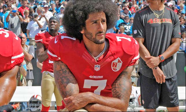 Brett Favre says Colin Kaepernick to be treated as hero like Pat