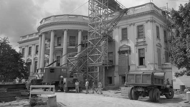 Image for article titled A Timeline Of Construction On The White House