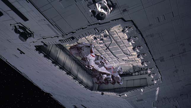 Parece ser que cuando Vader dijo que quería que destruyeran la nave, no estaba hablando de forma literal (por una vez).