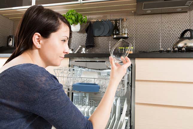 Image for article titled Tell us your roommate-food horror story