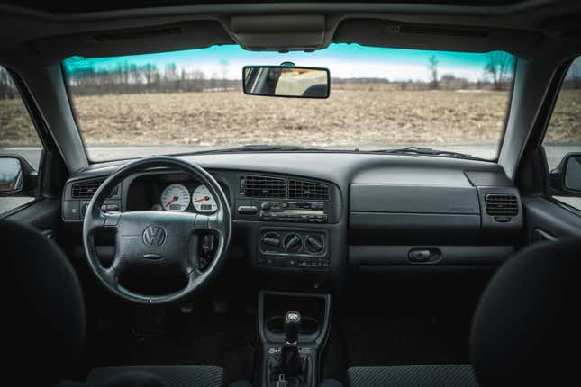 Image for article titled The Volkswagen Jetta GLX VR6 Was Ahead Of Its Time
