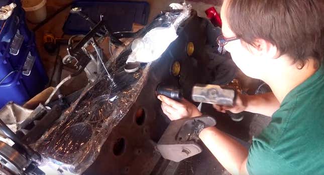 Image for article titled Here's What Happened When I Put A $120 Craigslist Engine Into My Jeep