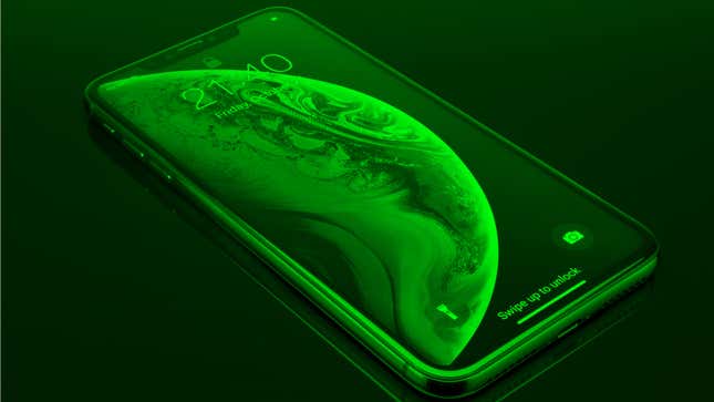 Image for article titled Fix the iPhone &#39;Green Tint&#39; Bug With an iOS Update