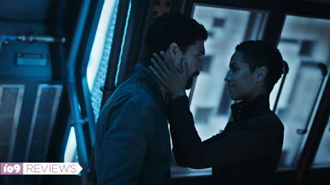 James Holden (Steven Strait) and Naomi Nagata (Dominique Tipper) face new challenges this season, but they face them together.