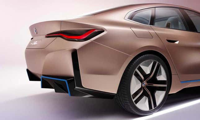 Imagen para el artículo titulado BMW Concept i4: un vistazo al arma secreta de BMW contra Tesla
