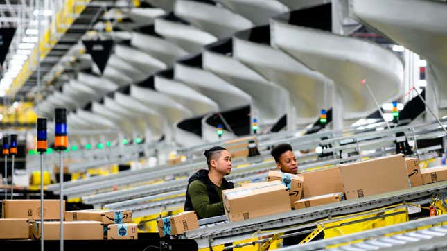 Image for article titled Alabama Amazon Workers Could Become the First in the Nation To Unionize