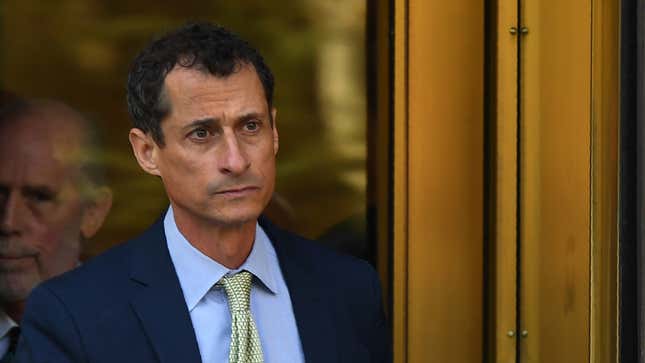 Image for article titled Would You Buy Registered Sex Offender Anthony Weiner&#39;s Beautiful Kitchen Countertops?