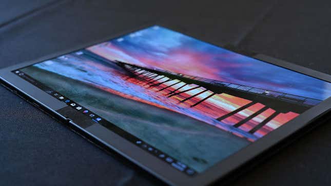 Mira mamá, ni una arruga.
Foto: Sam Rutherford (Gizmodo)