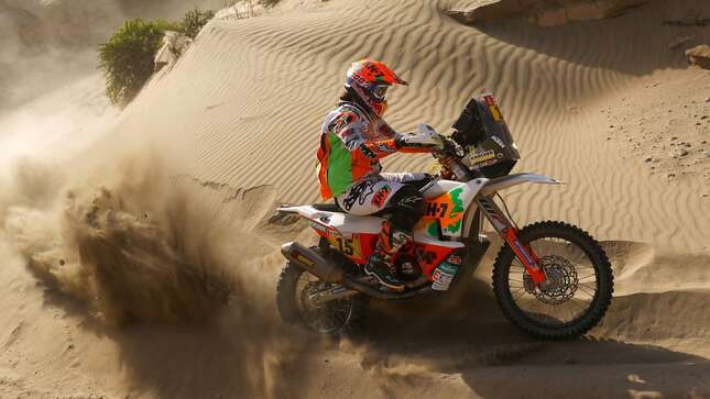 Meet The Women Of The 2021 Dakar Rally
