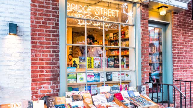 Image for article titled Why You Should Support Your Local Bookstore