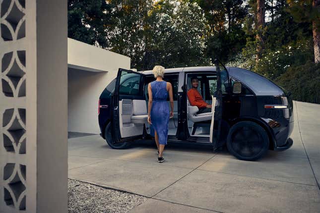 Image for article titled This Startup's Electric Van Is A Packaging Triumph