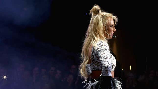 Image for article titled A Message From Britney Spears, Who Says All Is Well