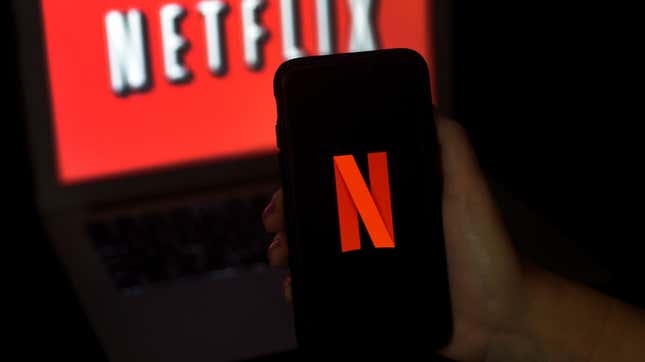 Imagen para el artículo titulado Netflix comienza a subir los precios de sus planes más populares
