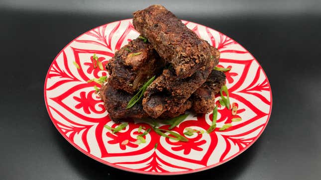 Image for article titled Braised and Fried Spare Ribs honor the magical link between Jews and Chinese food