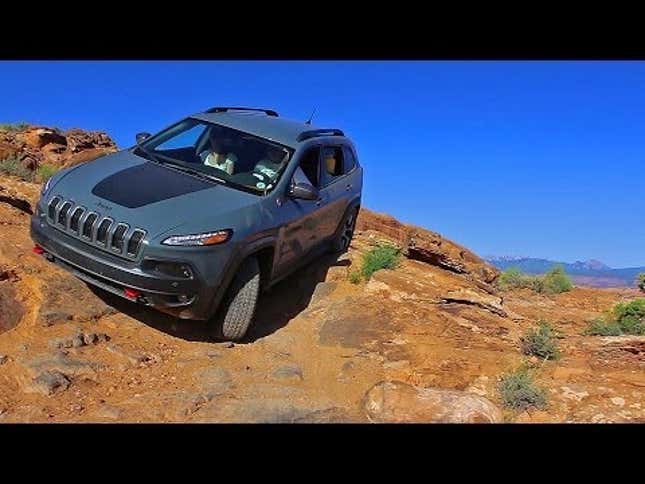 Looks Like The 2014 Jeep Cherokee Trailhawk Holds Its Own Off Road