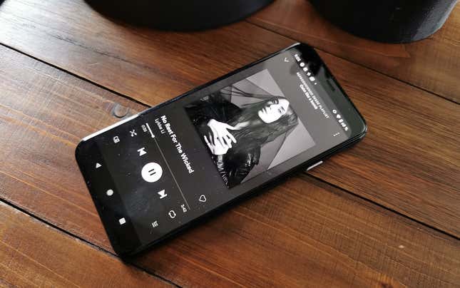 Imagen para el artículo titulado El Google Pixel 4 tiene dos serios problemas: demasiada IA y muy poca batería