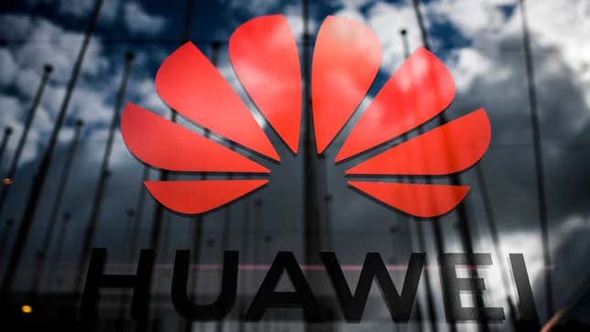 Reino Unido se suma al veto a Huawei