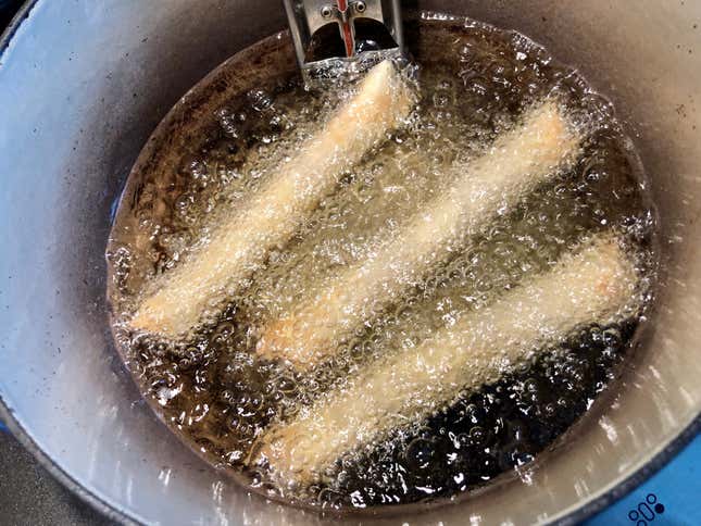 Image for article titled How to make Lumpia Shanghai, the Filipino egg rolls that bring the whole neighborhood over