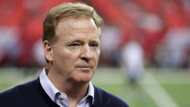 Image for article titled NFL Revokes Roger Goodell’s New Contract After He Fails Physical