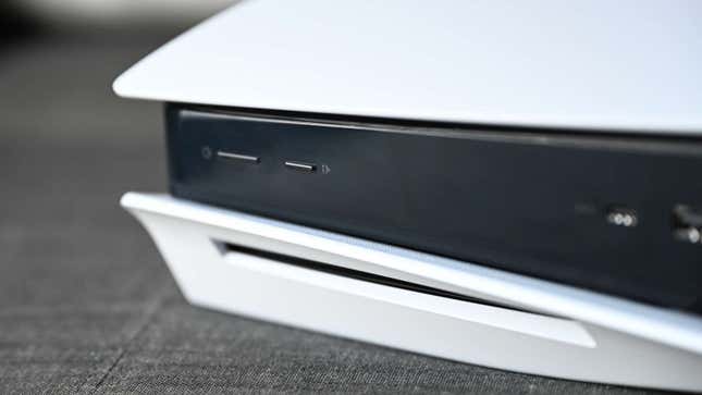 Imagen para el artículo titulado Probamos la PlayStation 5: Sony ha llevado lo mejor de los juegos en PC a su nueva consola