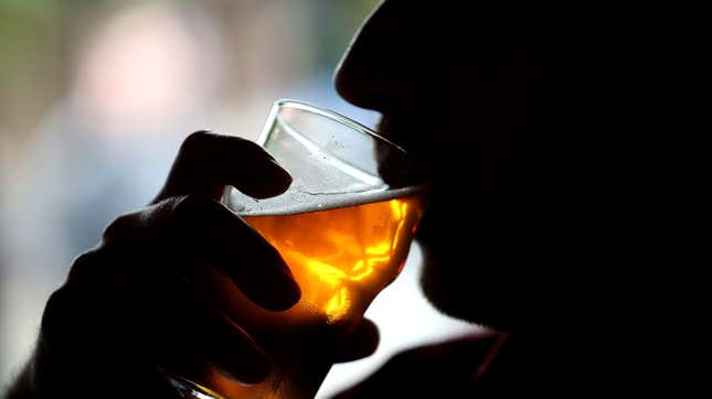 Image for article titled These Are the Ages When Alcohol Is Most Dangerous to the Brain, Researchers Say
