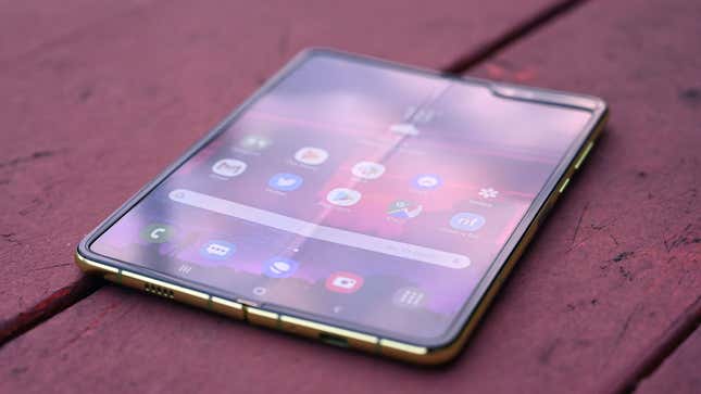 Image for article titled Do You Really Believe That Samsung &#39;Fixed&#39; All Its Galaxy Fold Issues in Just Three Weeks?