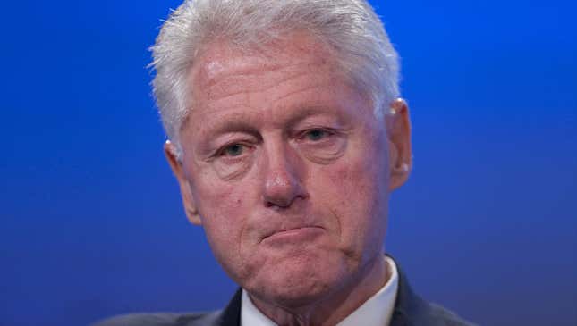 Image for article titled Bill Clinton Still Waiting For Personal Apology From Monica Lewinsky For Using Power As Intern To Exploit Him Sexually