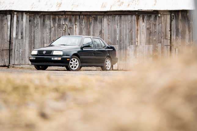 Image for article titled The Volkswagen Jetta GLX VR6 Was Ahead Of Its Time