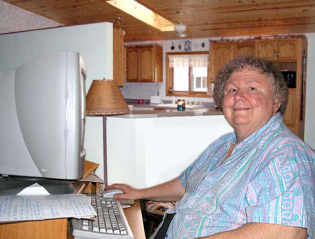 Image for article titled Area Mom: &#39;I Finally Learned Computers&#39;