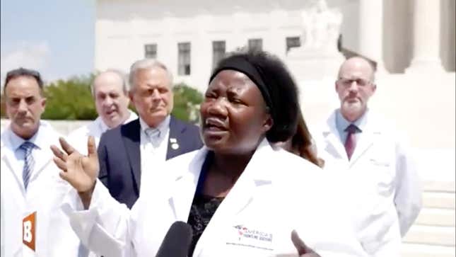 Image for article titled Who Are 'America's Frontline Doctors', the Pro-Trump, Pro-Hydroxychloroquine Weirdos Banned From Social Media?