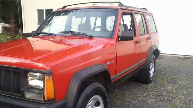 Image for article titled At $2,600, Could This High-Mileage 1994 Jeep Cherokee 4WD be a Good Sport?